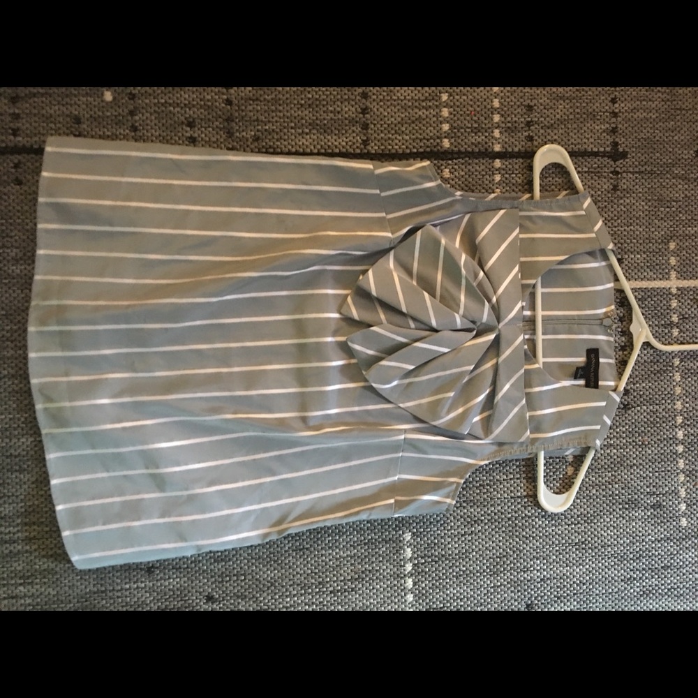 Clothes - Picture 2 of 2